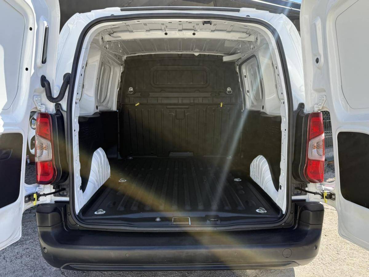 peugeot-partner-2021-diesel-1499cc