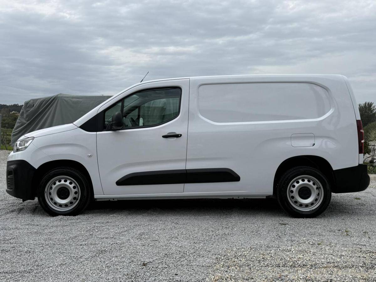 citroen-berlingo-2023-diesel-1499cc