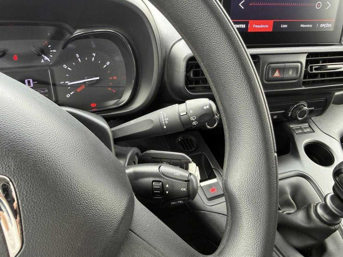 citroen-berlingo-2023-diesel-1499cc