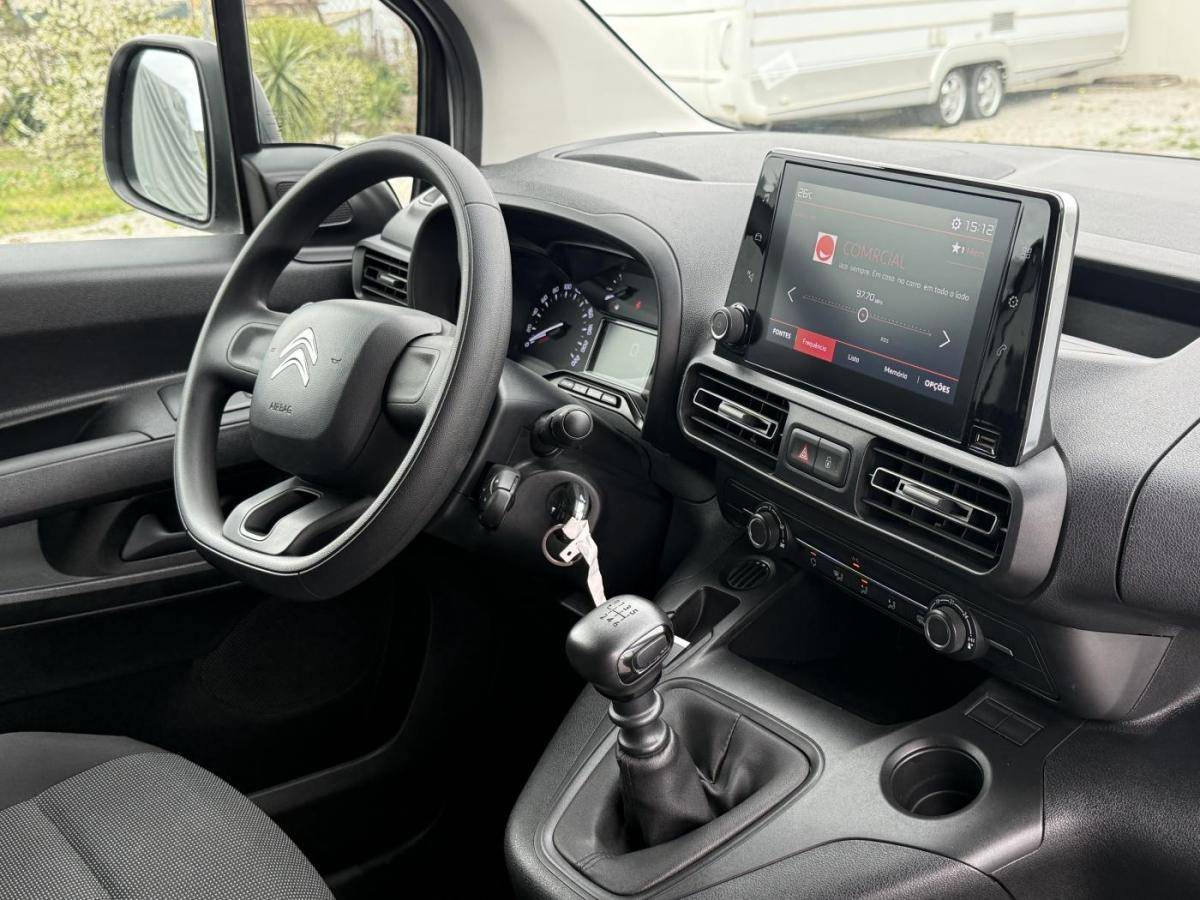 citroen-berlingo-2023-diesel-1499cc