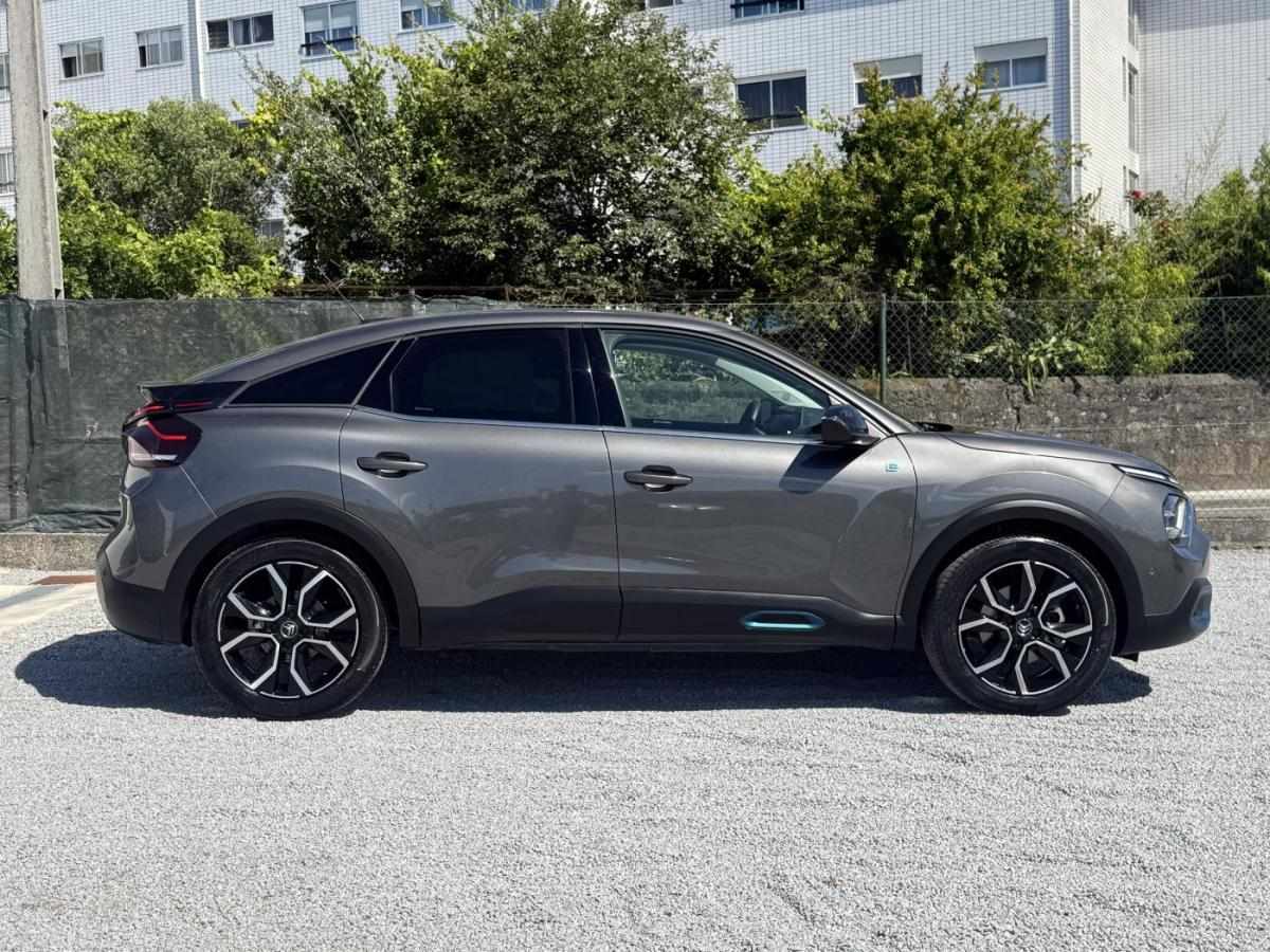citroen-e-c4-2021-eletrico-0cc