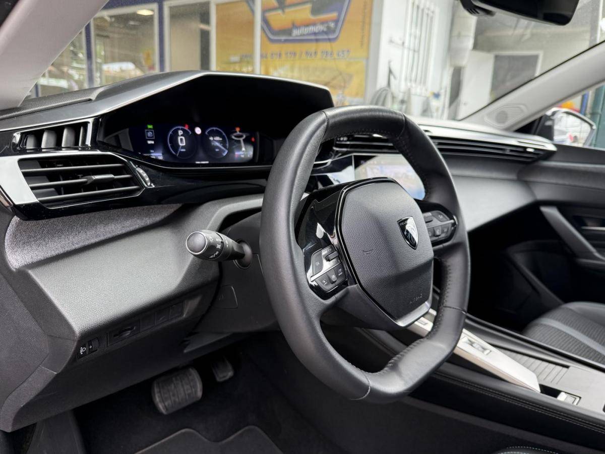 peugeot-308-2022-gasolina-1199cc