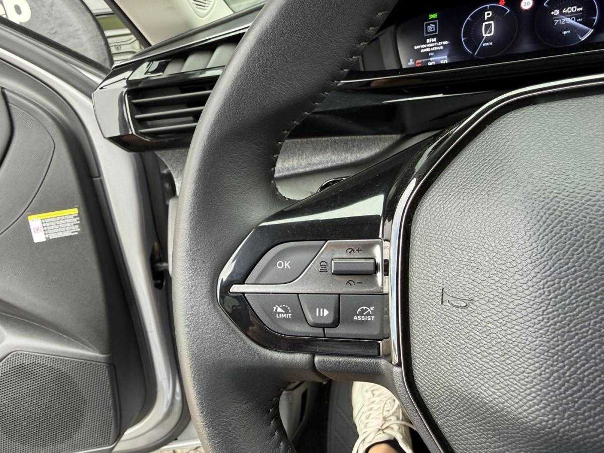 peugeot-308-2022-gasolina-1199cc