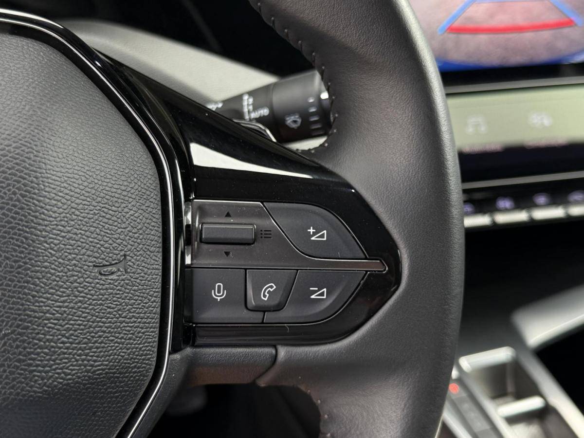 peugeot-308-2022-gasolina-1199cc