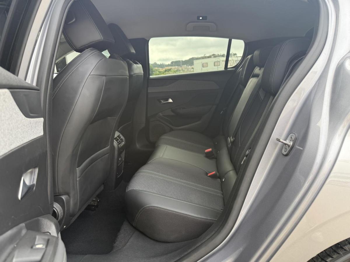 peugeot-308-2022-gasolina-1199cc