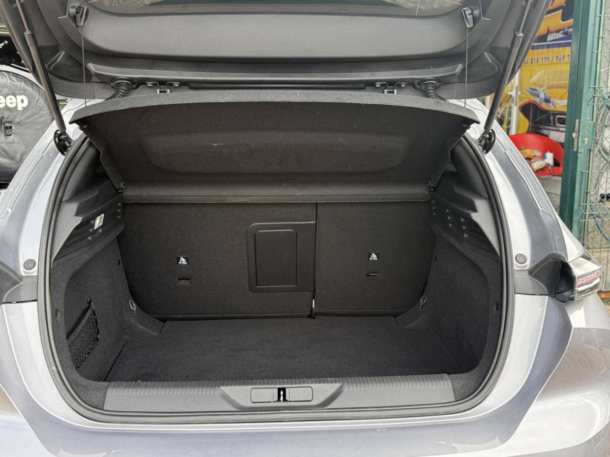 peugeot-308-2022-gasolina-1199cc