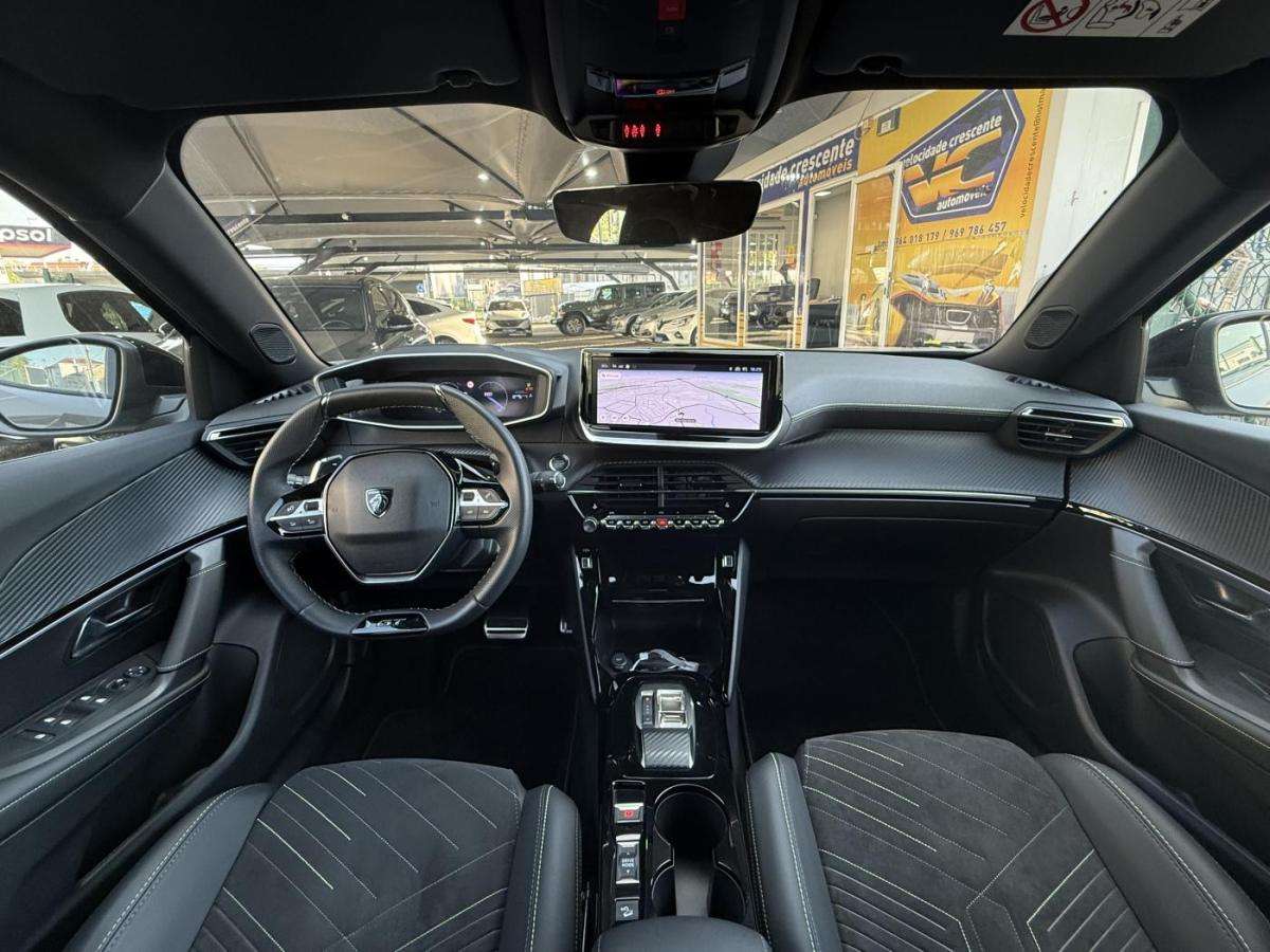 peugeot-2008-2024-gasolina-1199cc