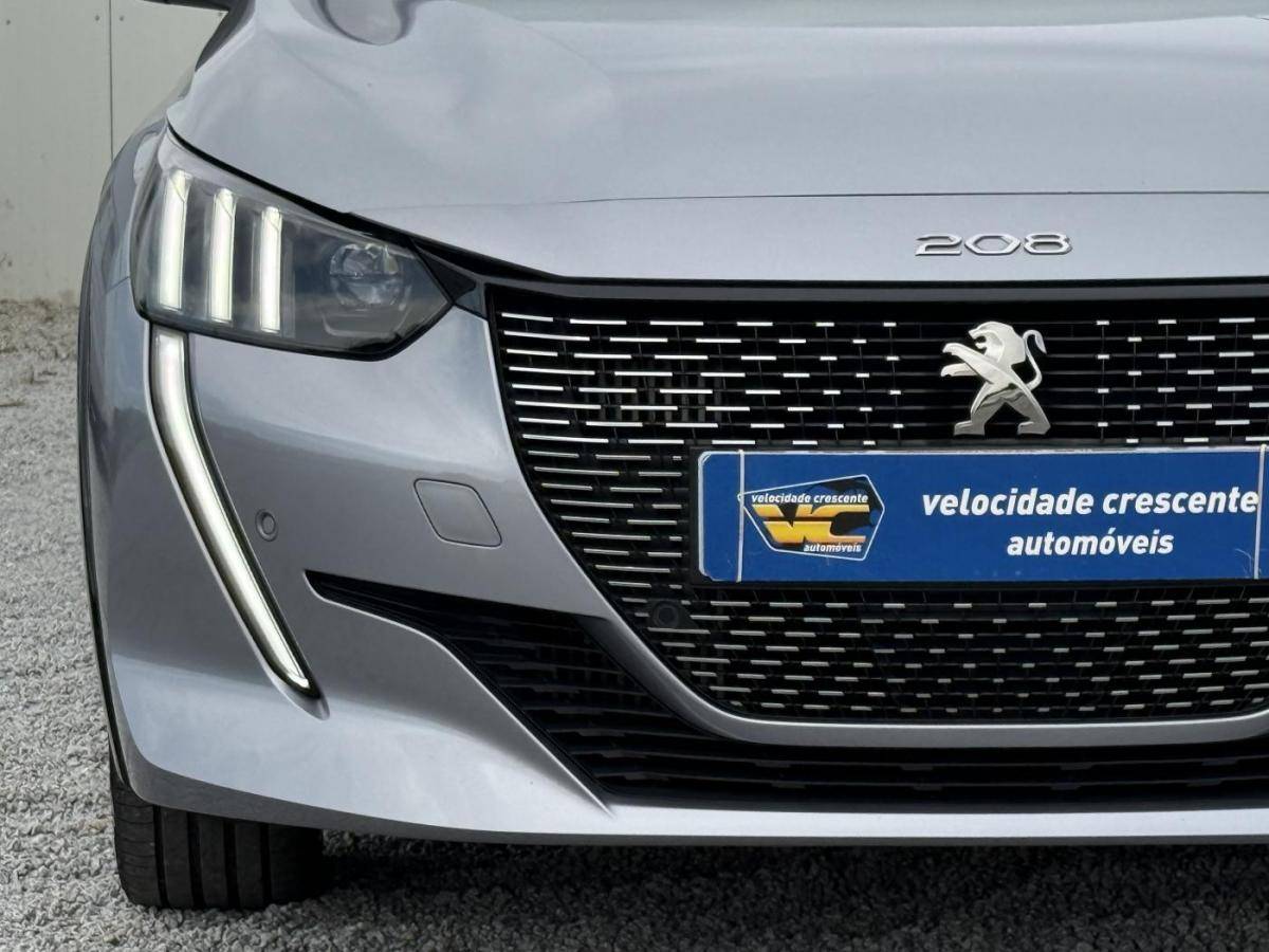 peugeot-208-2023-gasolina-1199cc