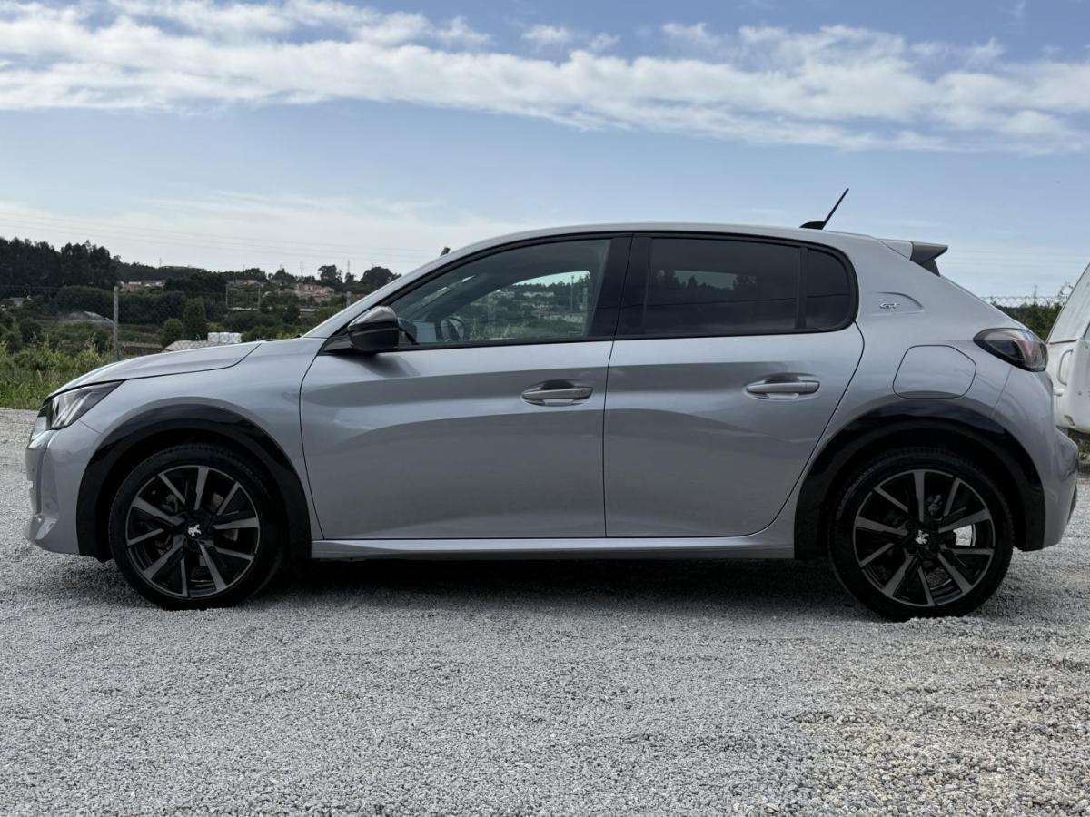 peugeot-208-2023-gasolina-1199cc