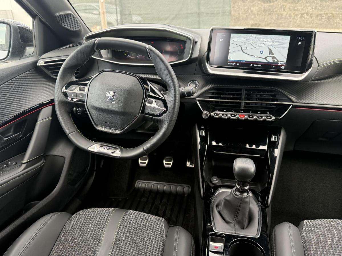 peugeot-208-2023-gasolina-1199cc