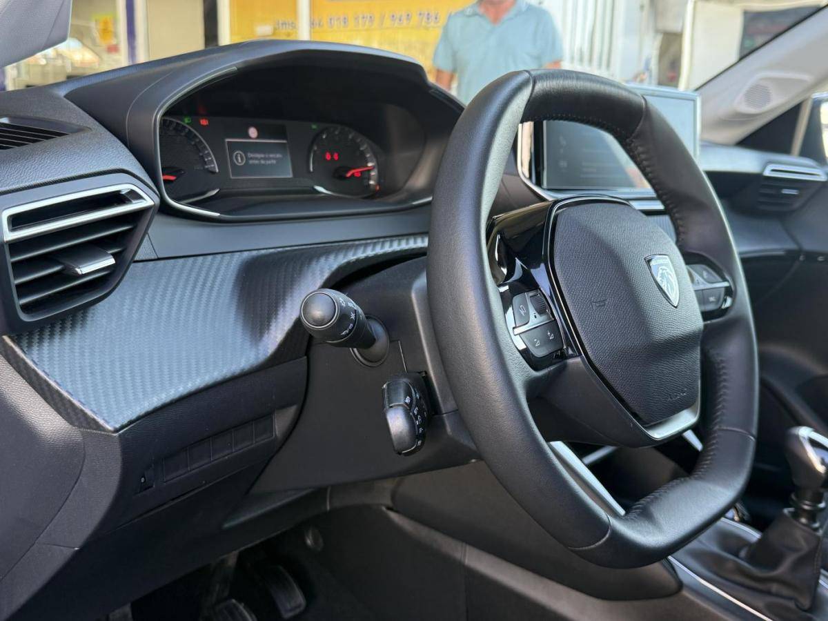 peugeot-208-2024-gasolina-1199cc