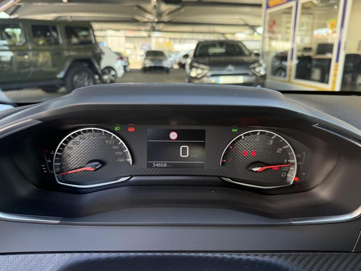peugeot-208-2024-gasolina-1199cc