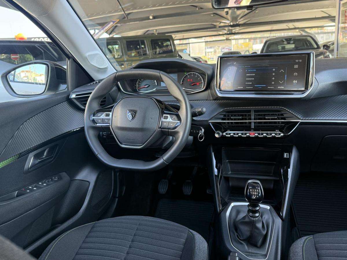 peugeot-208-2024-gasolina-1199cc