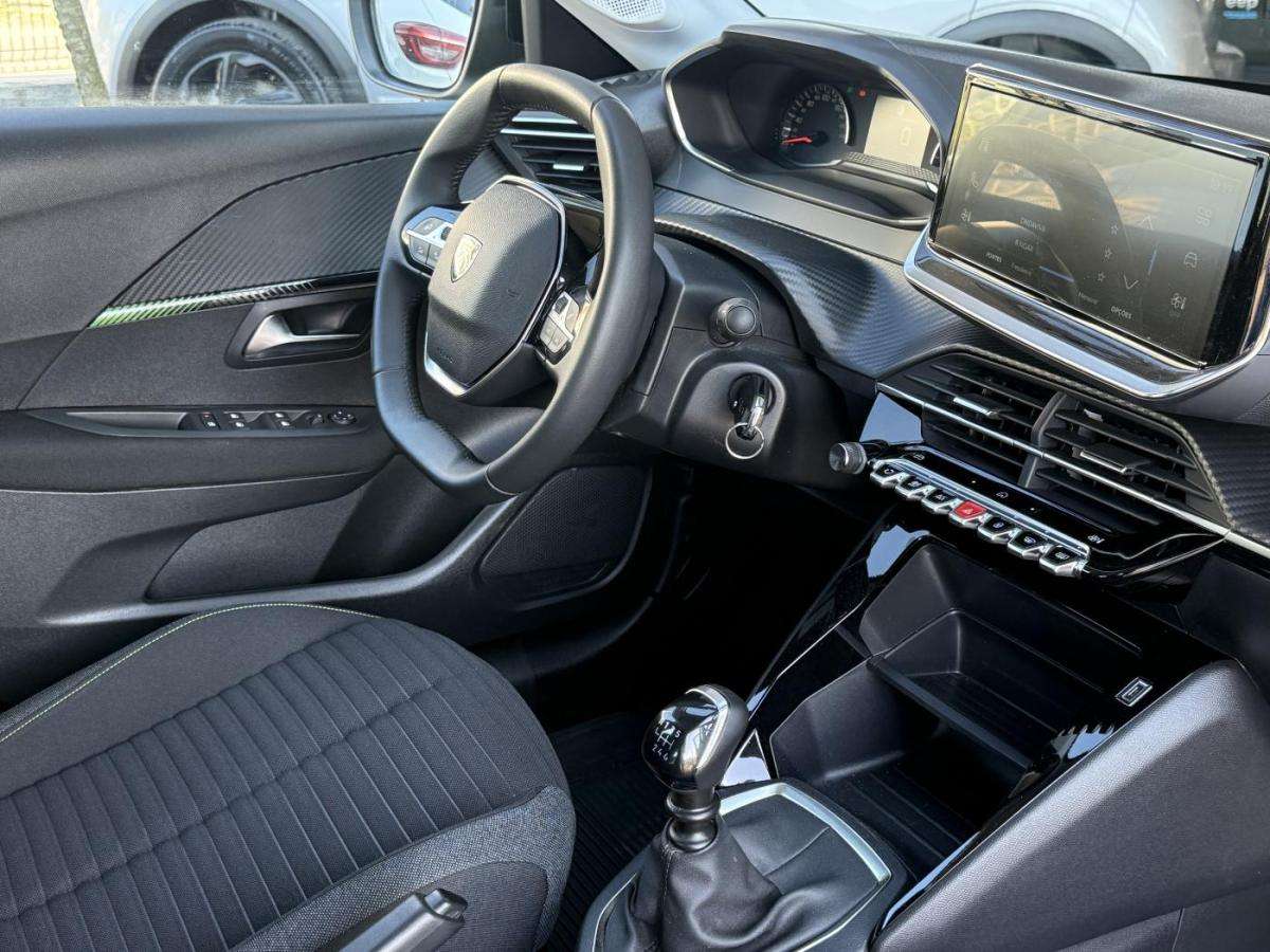 peugeot-208-2024-gasolina-1199cc