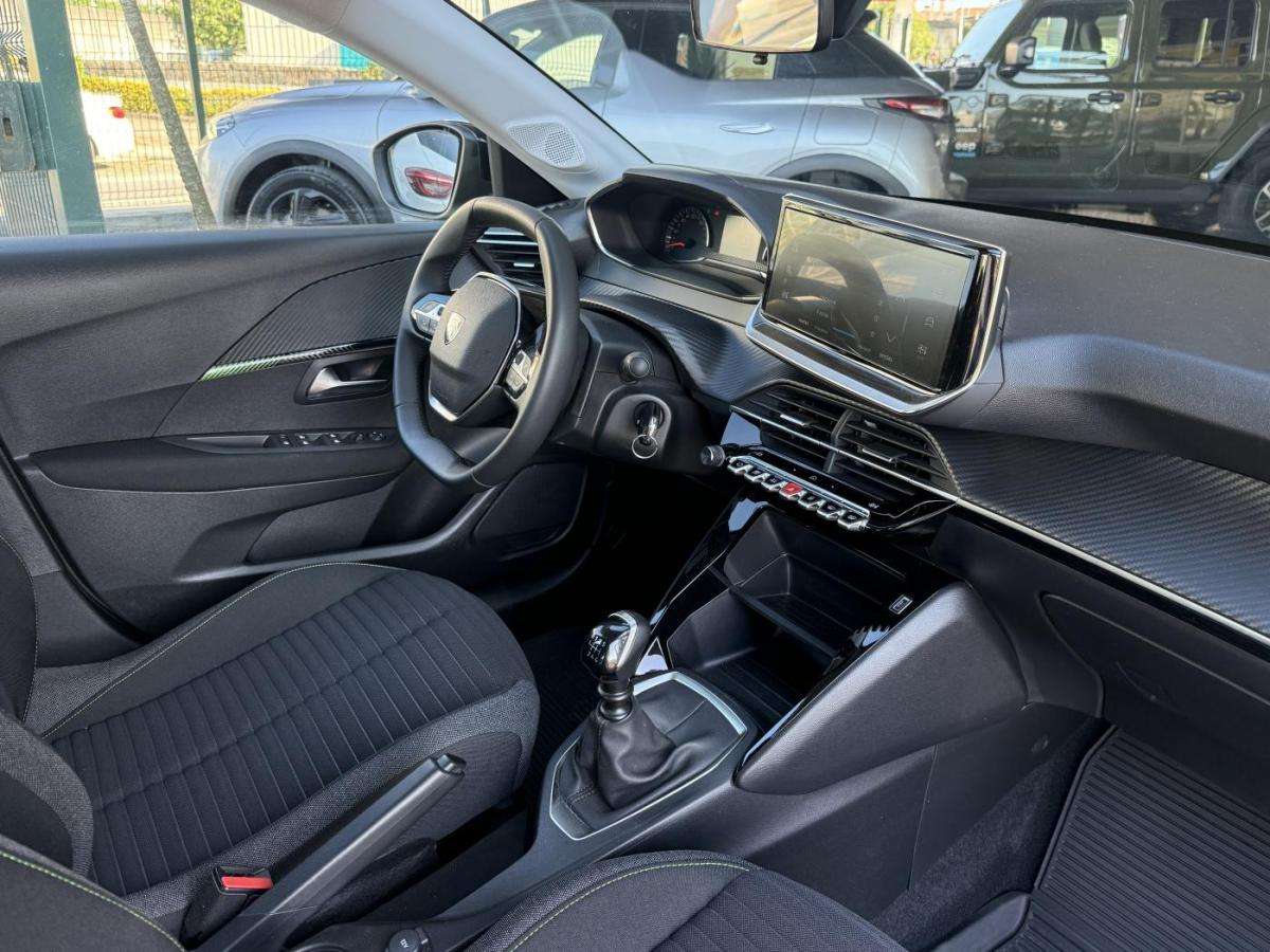 peugeot-208-2024-gasolina-1199cc