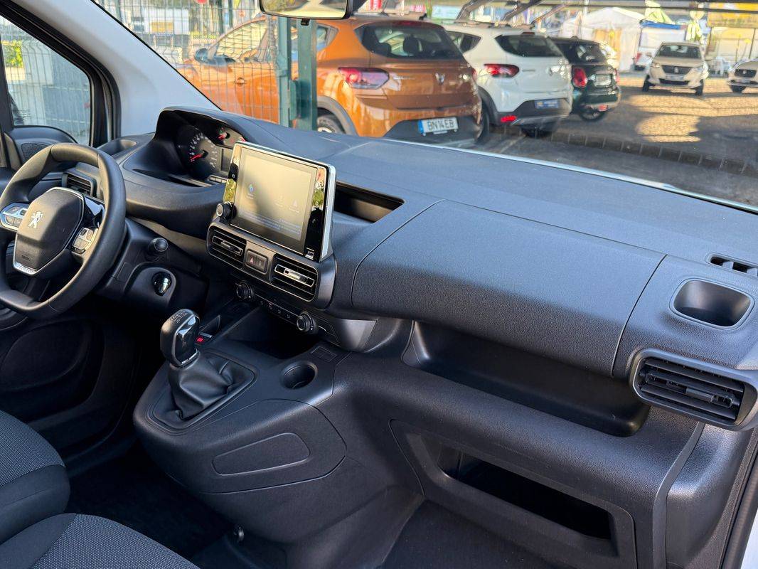 peugeot-partner-2021-diesel-1499cc