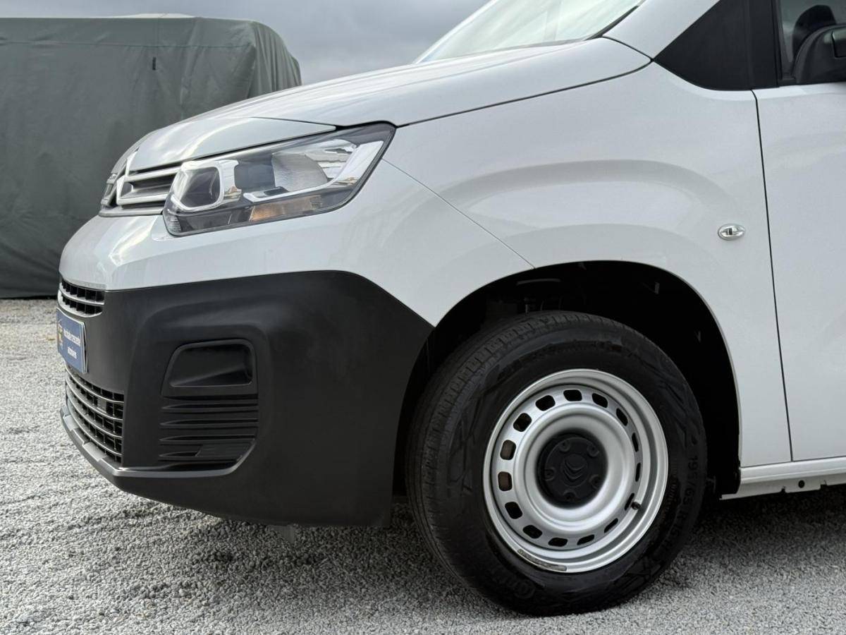 citroen-berlingo-2023-diesel-1499cc