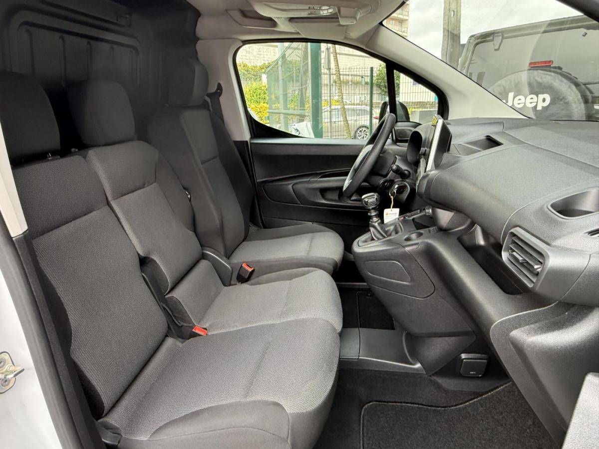 citroen-berlingo-2023-diesel-1499cc