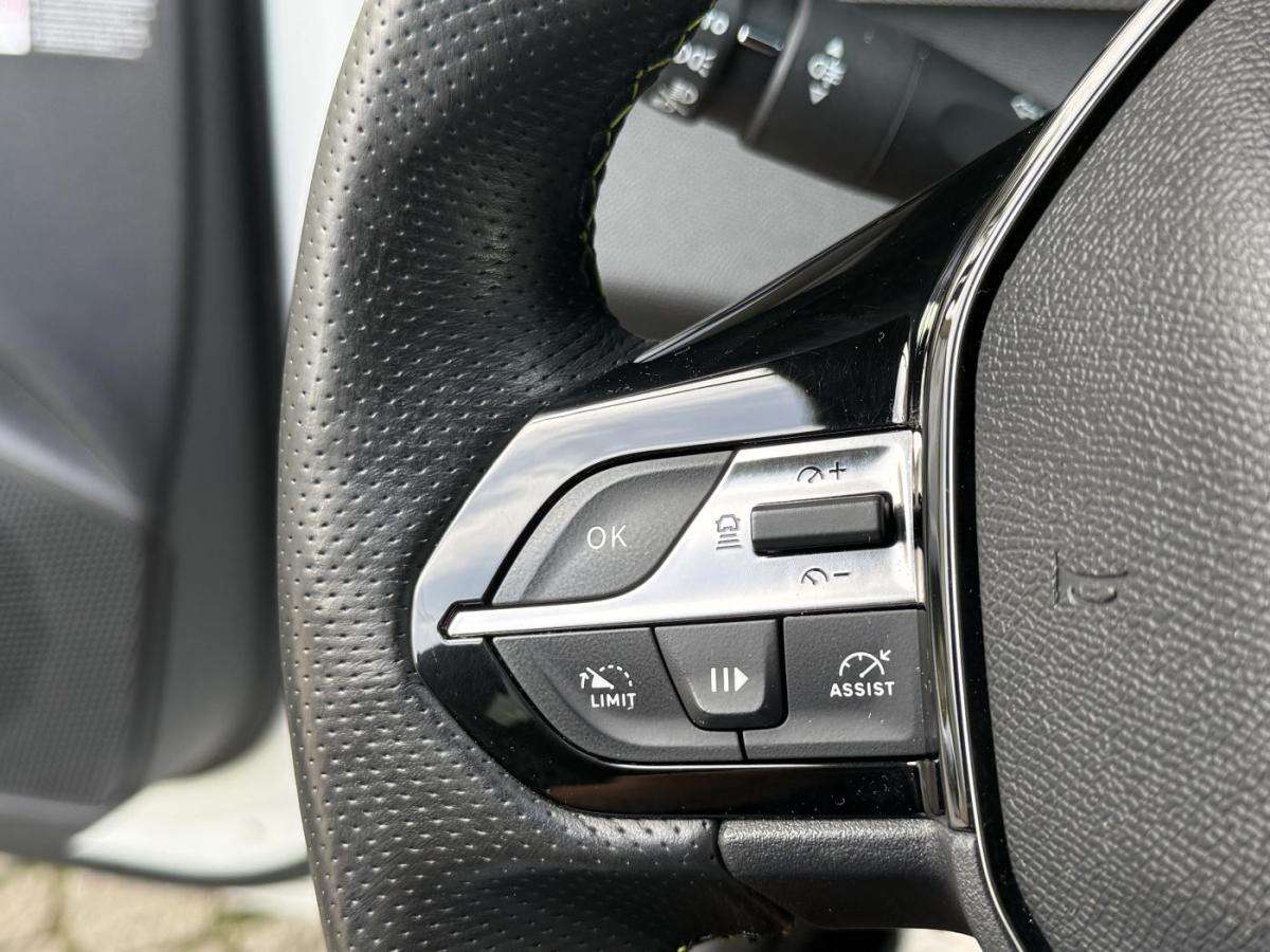 peugeot-308-2022-gasolina-1199cc