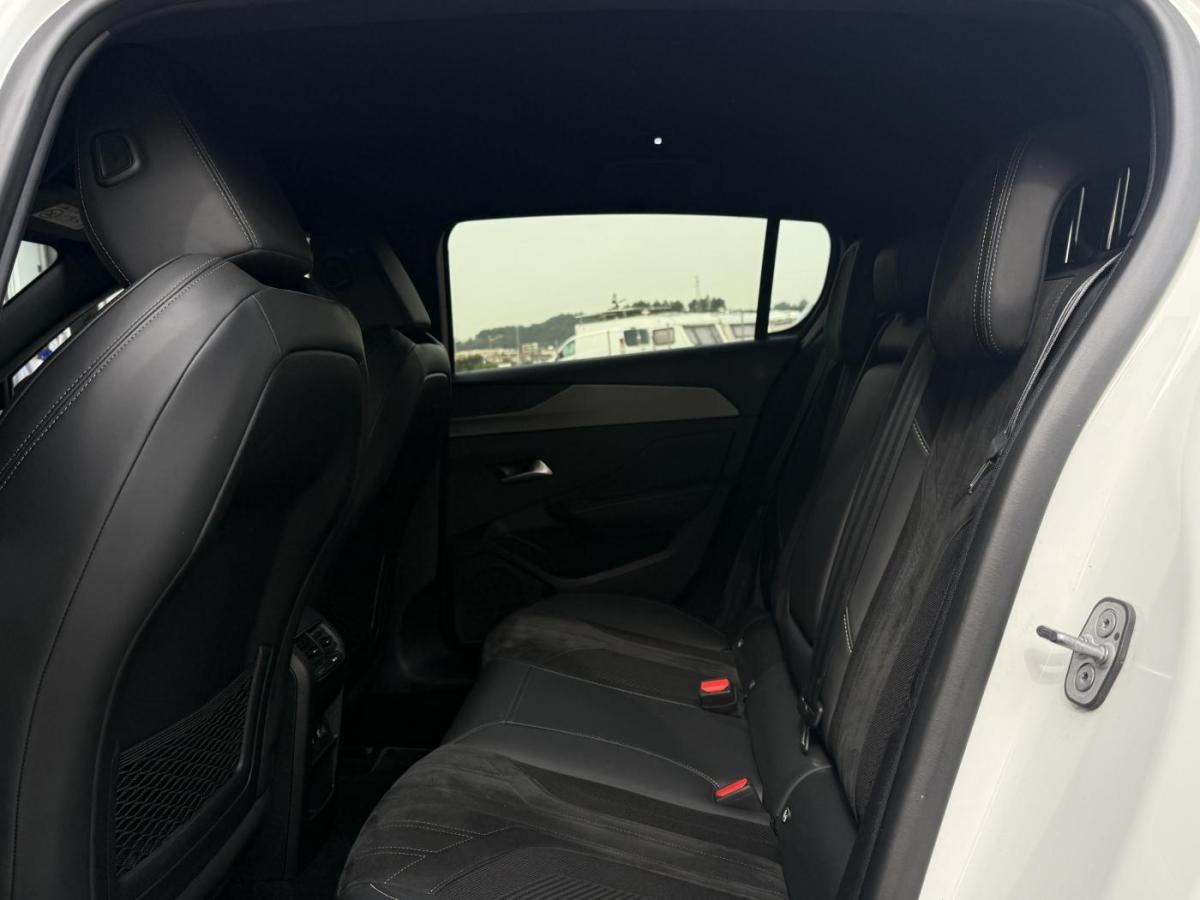 peugeot-308-2022-gasolina-1199cc