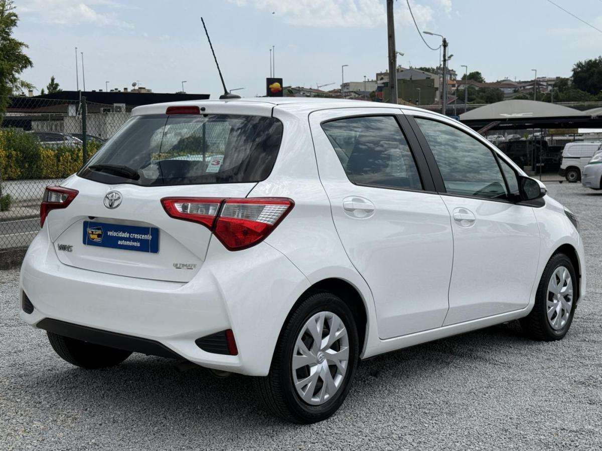 toyota-yaris-2020-gasolina-998cc