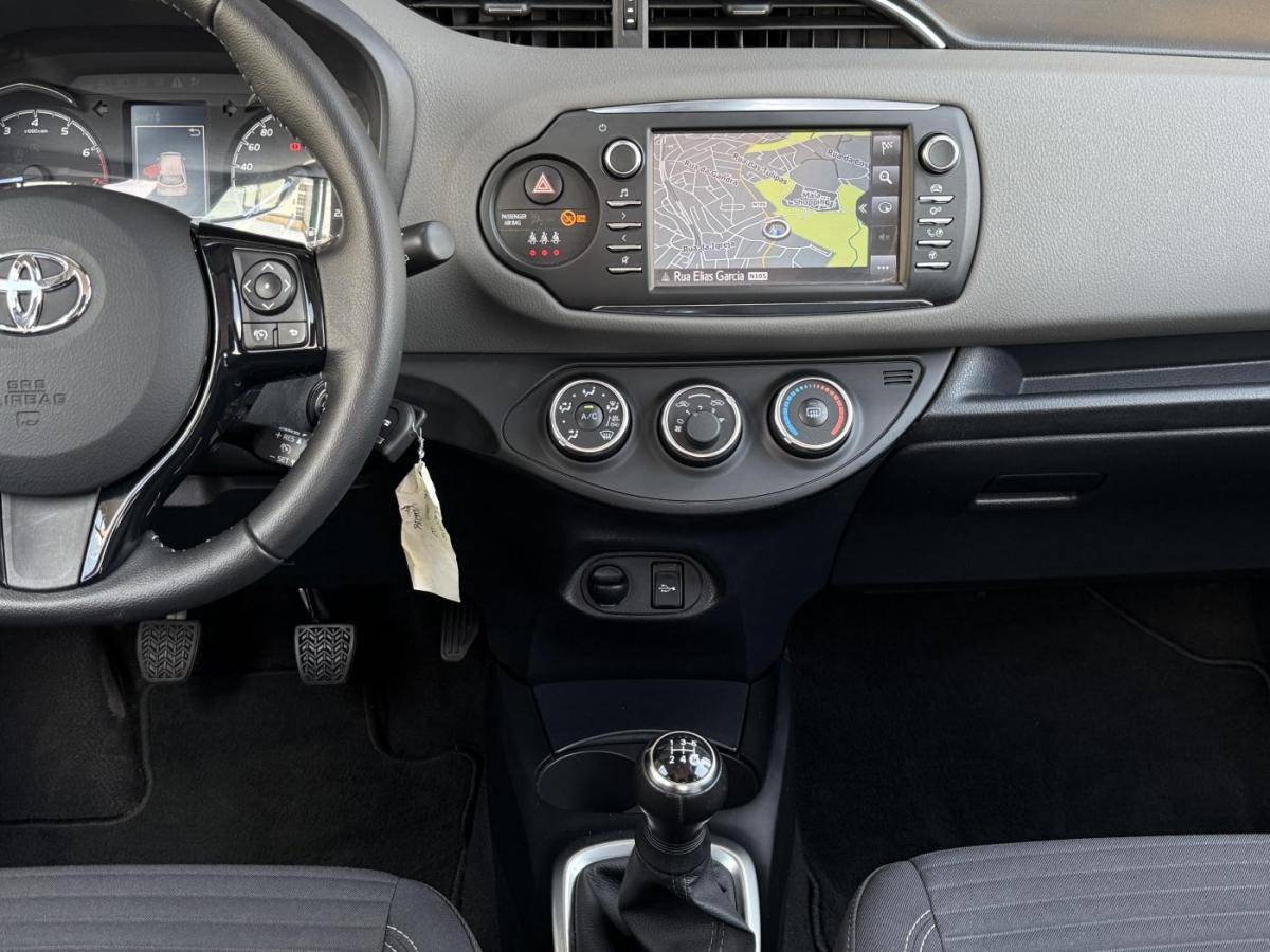 toyota-yaris-2020-gasolina-998cc