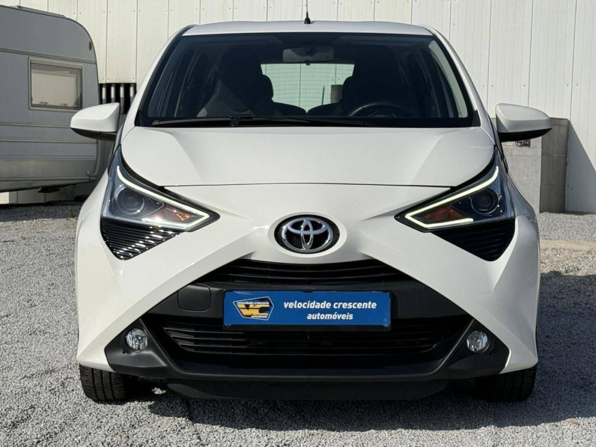 toyota-aygo-2021-gasolina-998cc