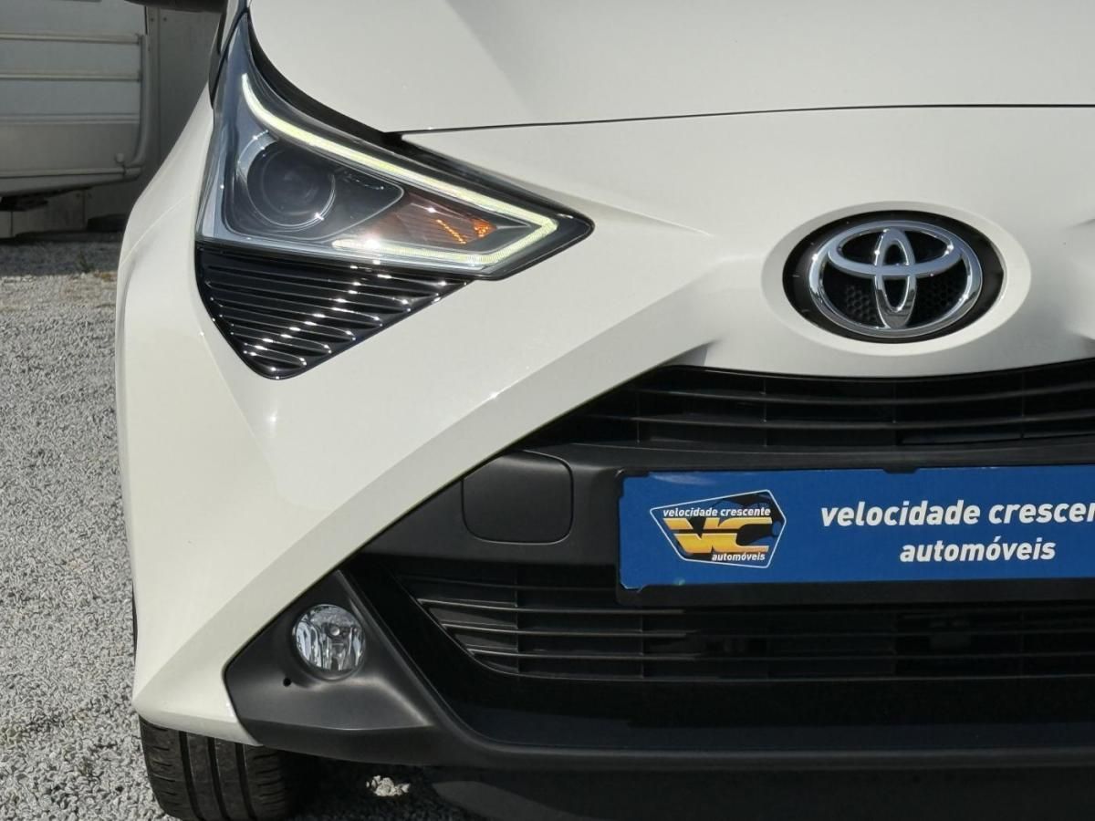 toyota-aygo-2021-gasolina-998cc