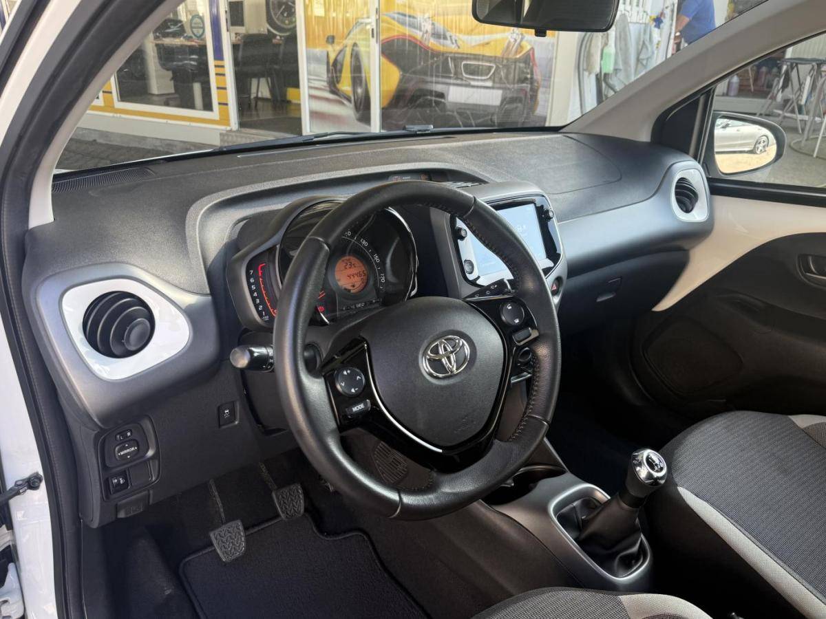 toyota-aygo-2021-gasolina-998cc