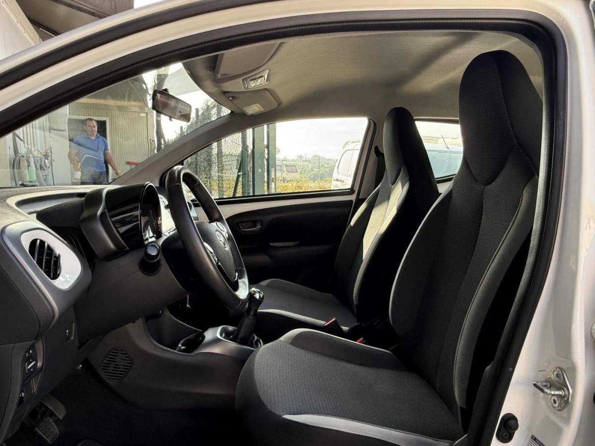 toyota-aygo-2021-gasolina-998cc