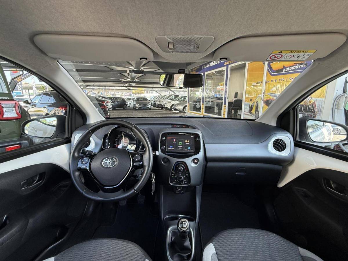 toyota-aygo-2021-gasolina-998cc