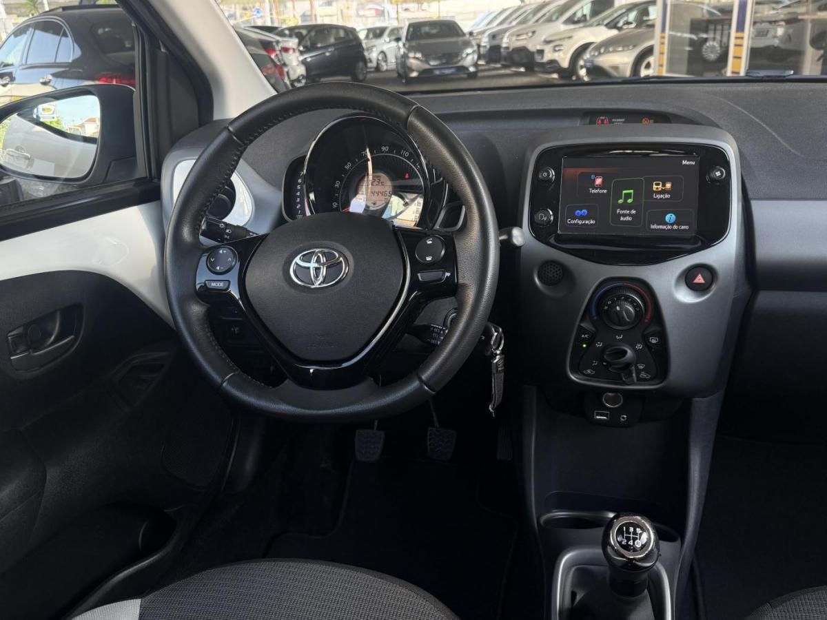 toyota-aygo-2021-gasolina-998cc
