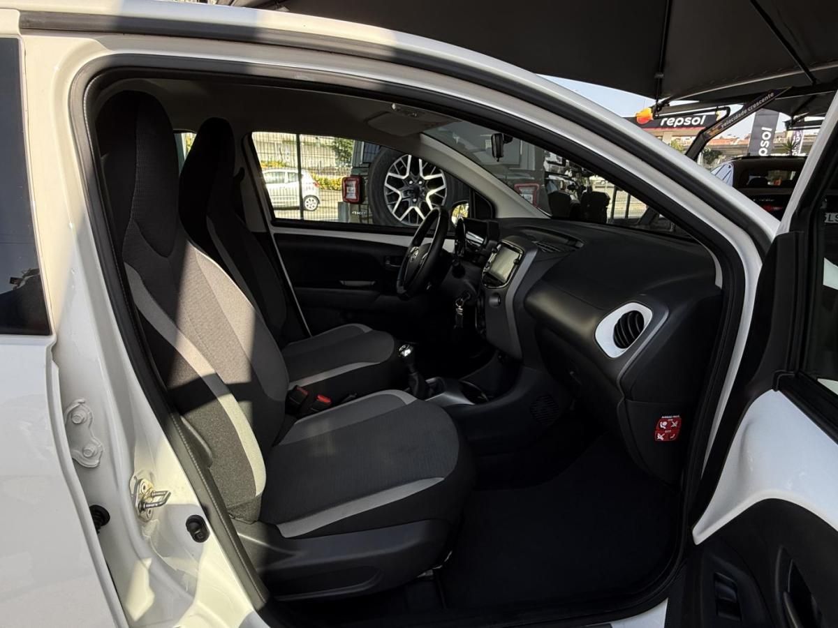 toyota-aygo-2021-gasolina-998cc