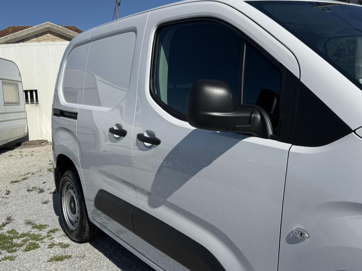 fiat-doblo-2025-diesel-1499cc