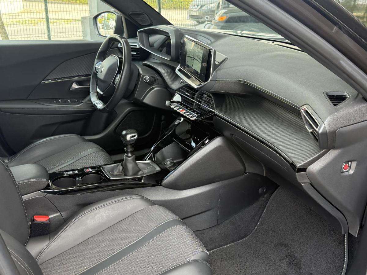 peugeot-2008-2021-gasolina-1199cc