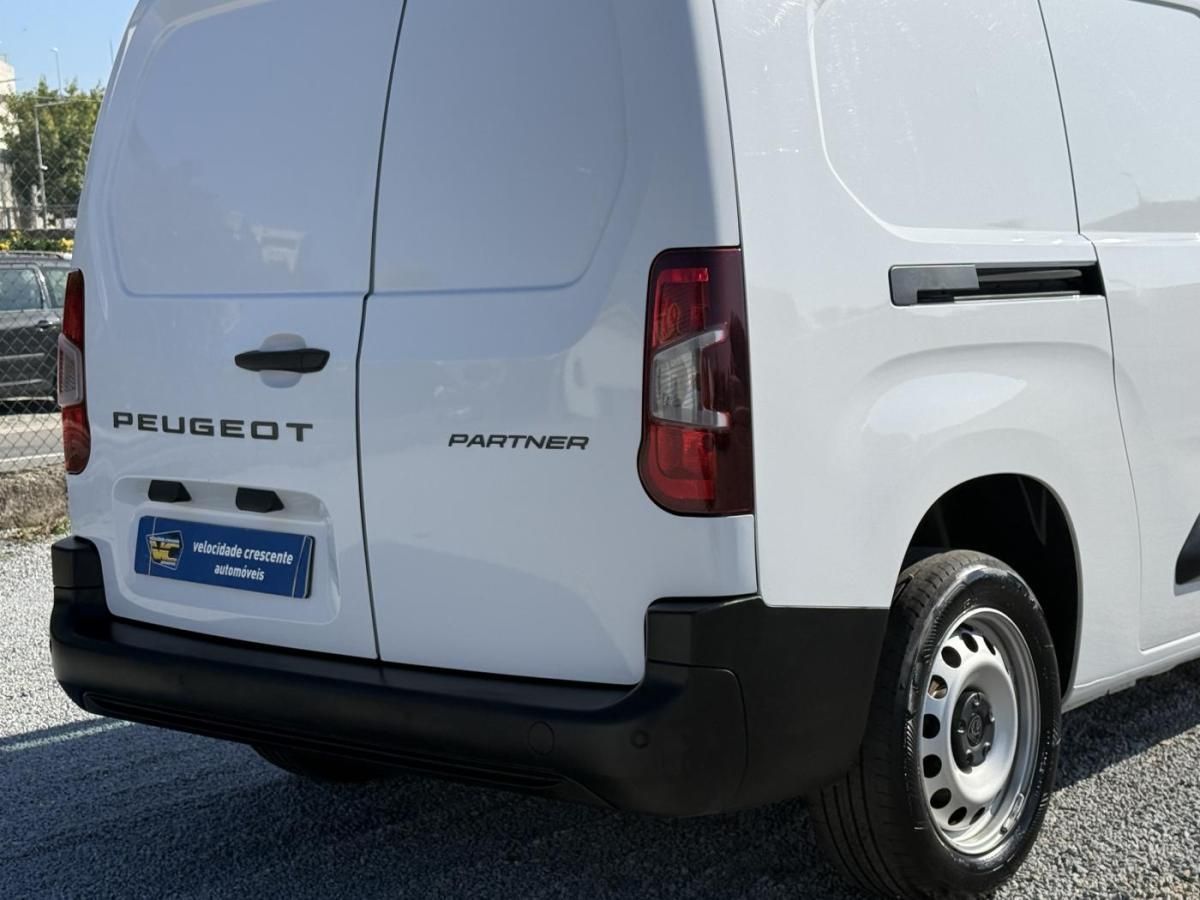 peugeot-partner-2024-diesel-1499cc