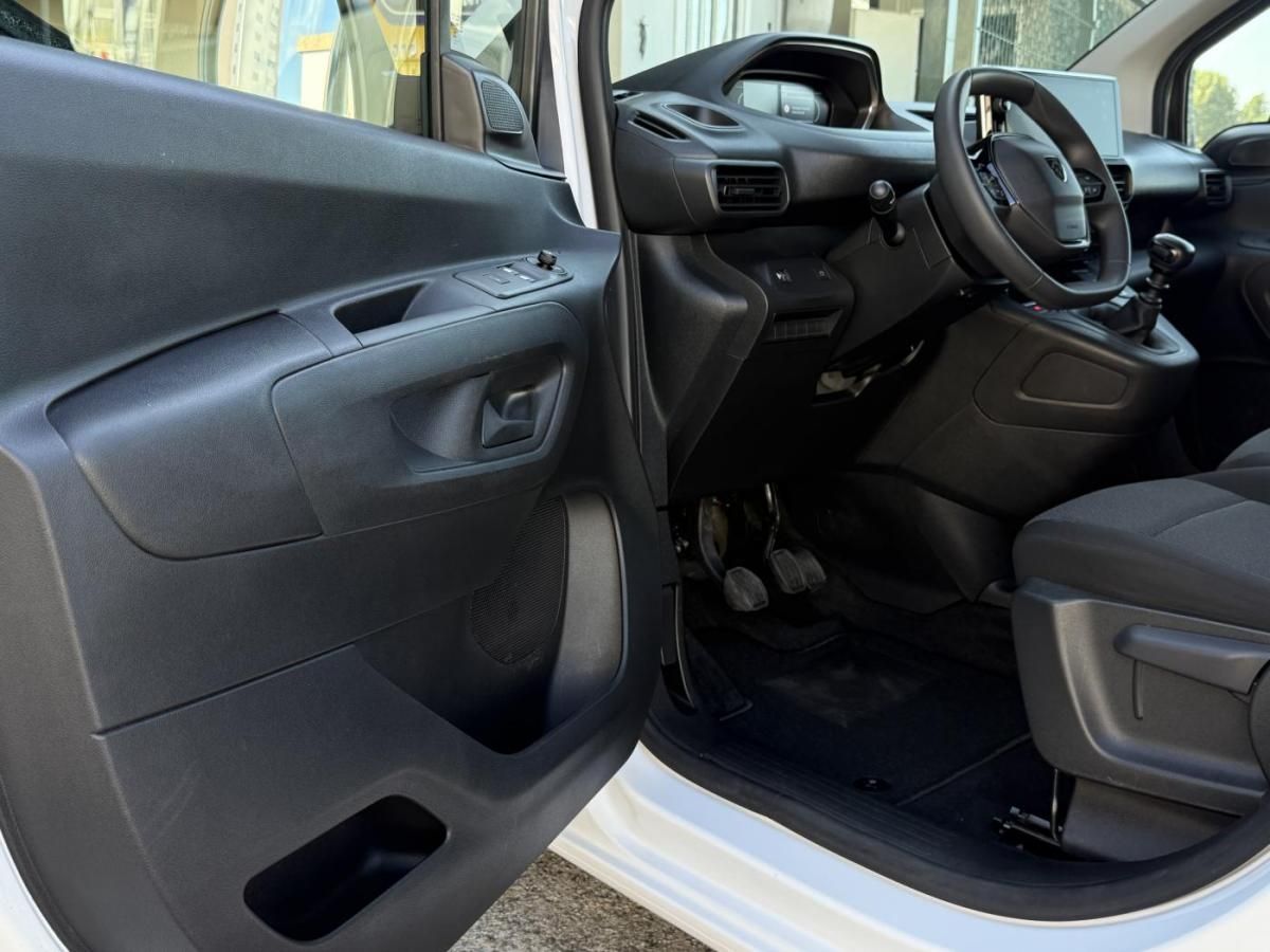 peugeot-partner-2024-diesel-1499cc