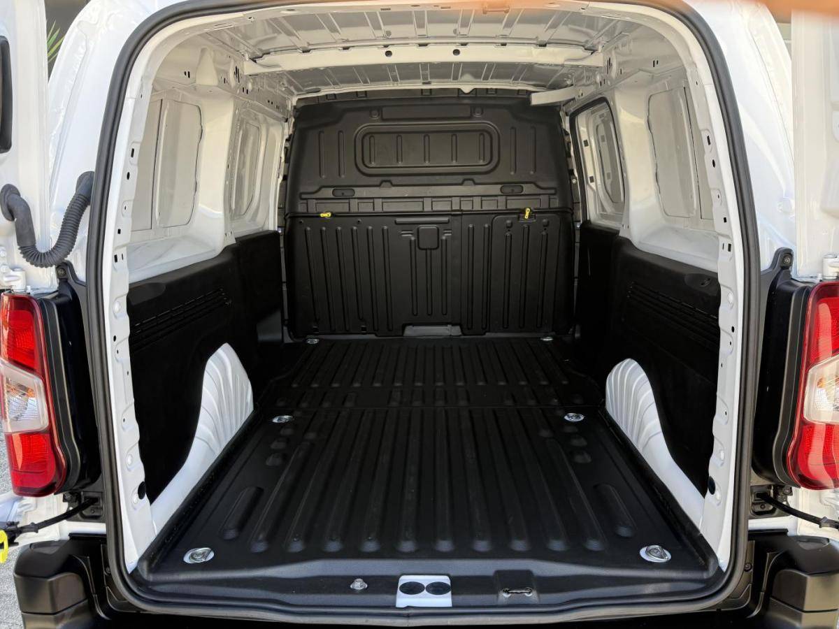 peugeot-partner-2024-diesel-1499cc