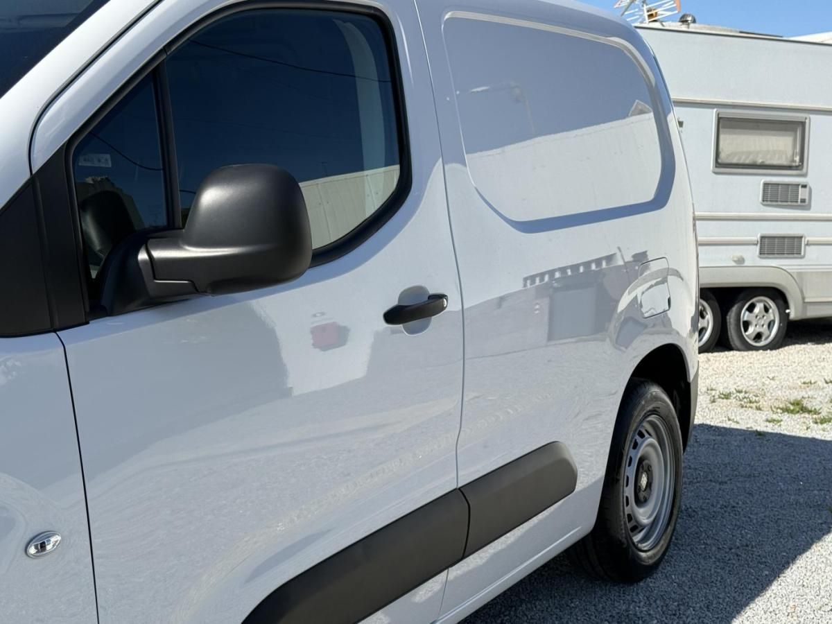 fiat-doblo-2025-diesel-1499cc