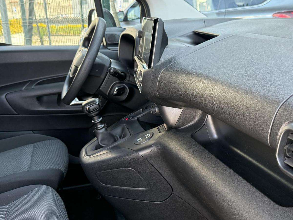 fiat-doblo-2025-diesel-1499cc