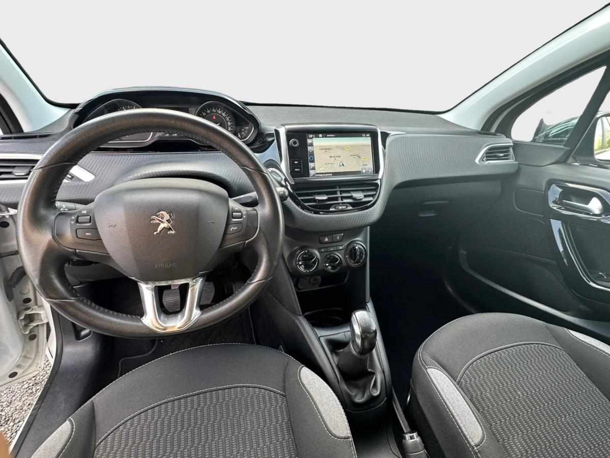 peugeot-208-1-2-vti-2016-gasolina-1199cc