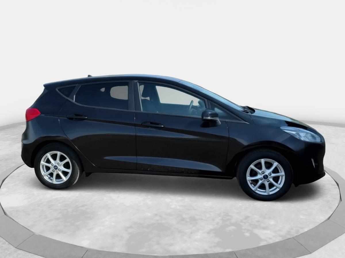 ford-fiesta-1-1-2018-gasolina-1084cc