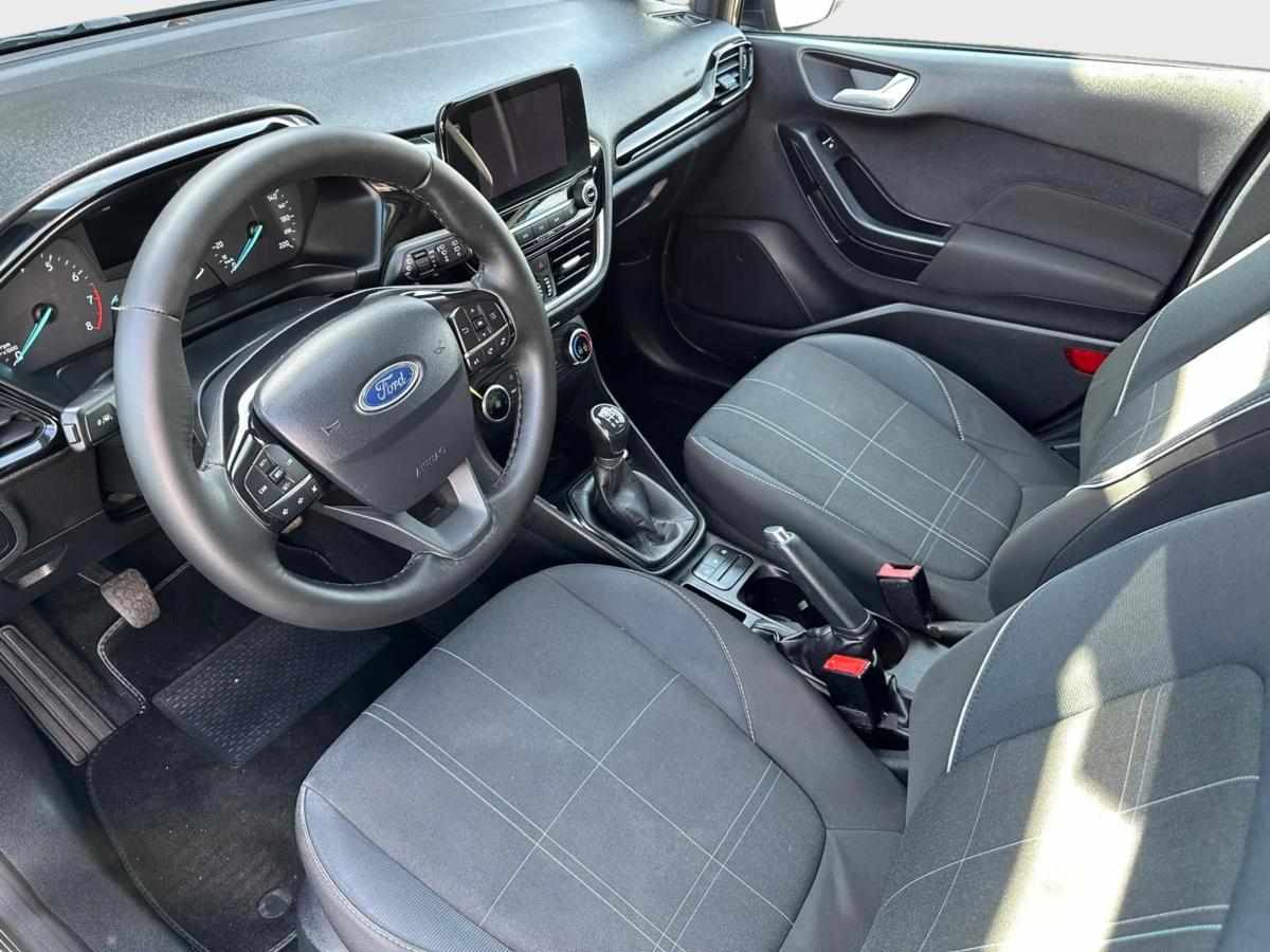 ford-fiesta-1-1-2018-gasolina-1084cc