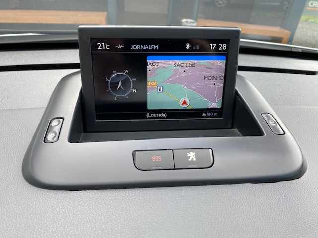 peugeot-3008-1-6-e-hdi-2014-diesel-1560cc
