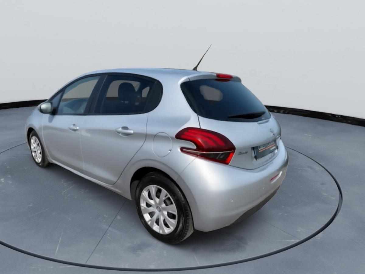 peugeot-208-1-6-bluehdi-2018-diesel-1560cc