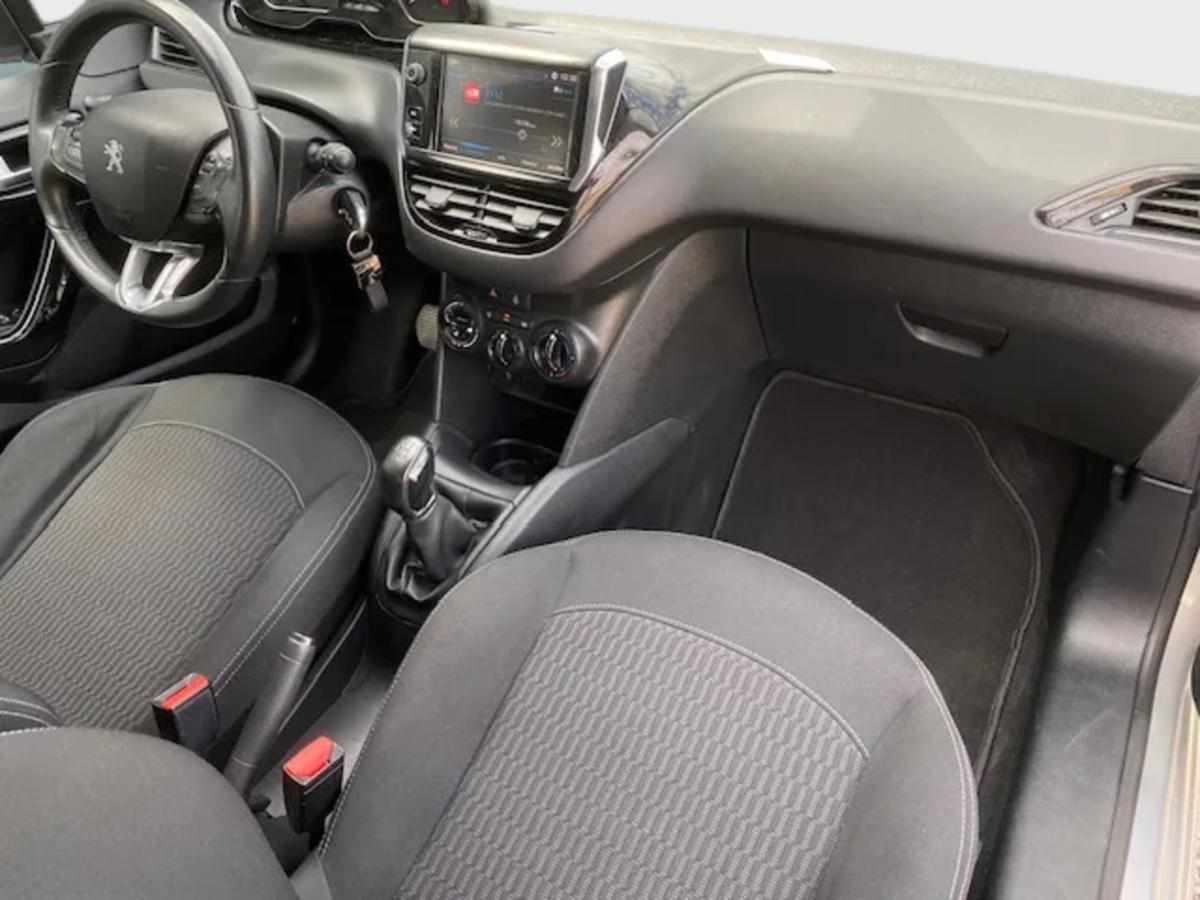 peugeot-208-1-6-bluehdi-2018-diesel-1560cc