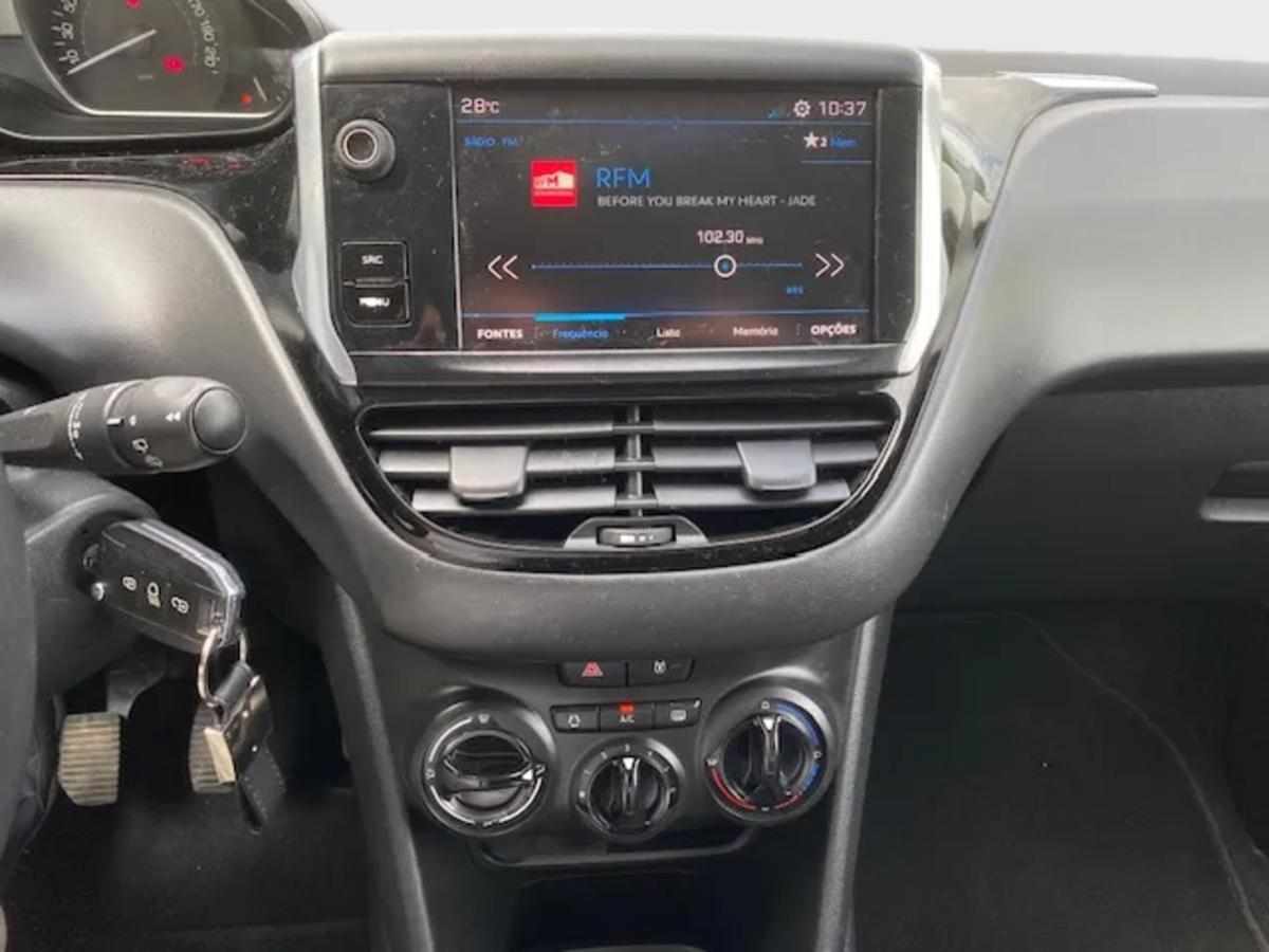 peugeot-208-1-6-bluehdi-2018-diesel-1560cc