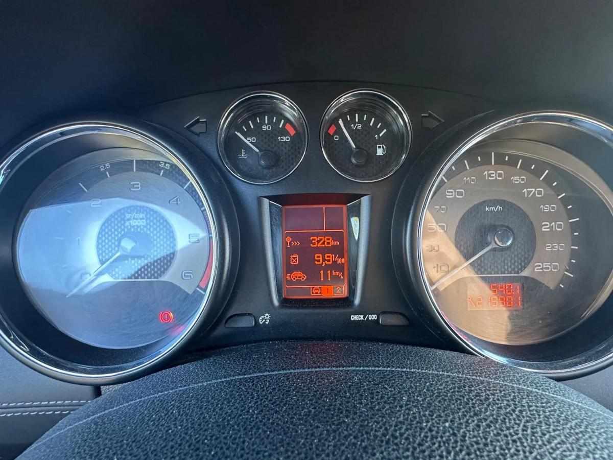 peugeot-rcz-2-0-hdi-fap-2010-diesel-1997cc