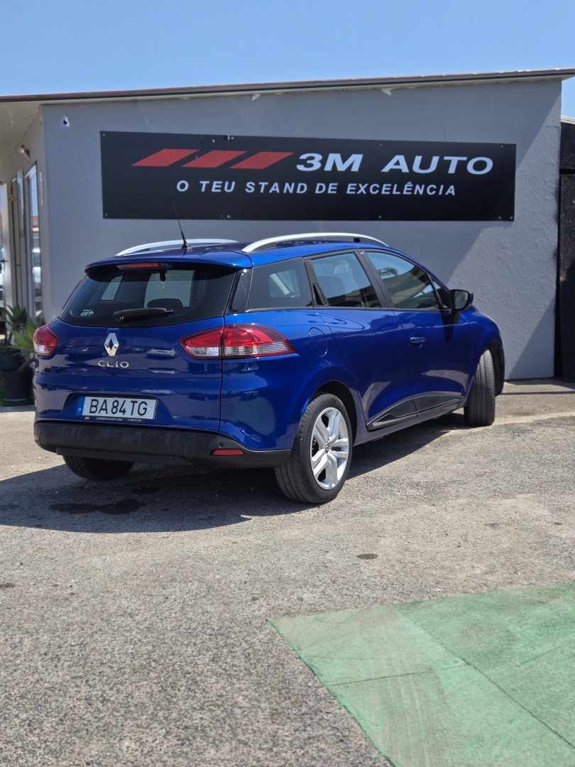 renault-clio-sport-tourer-2018-diesel-1461cc