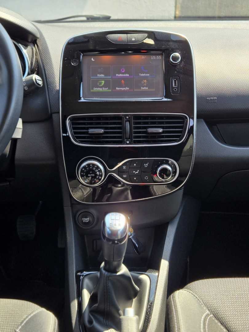 renault-clio-sport-tourer-2018-diesel-1461cc